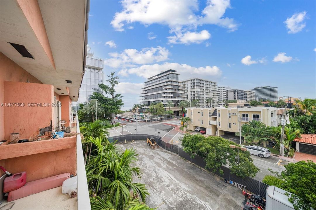 En Renta: $4,950 (3 camas, 3 baños, 1620 Pies cuadrados)