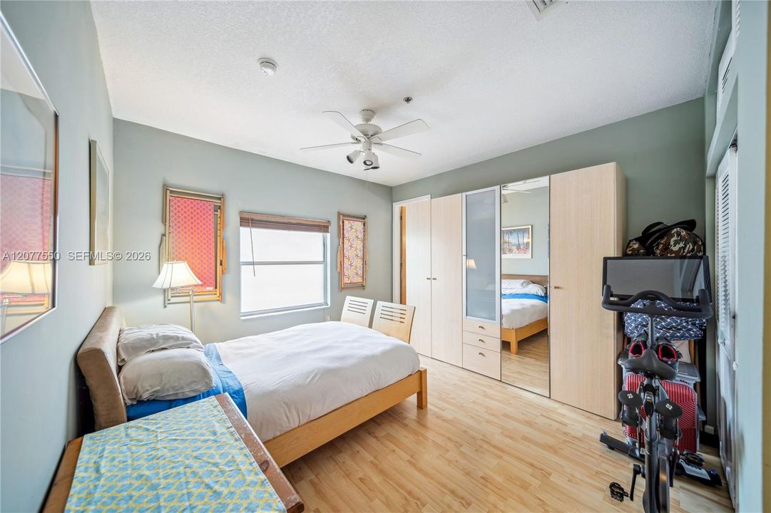 En Renta: $4,950 (3 camas, 3 baños, 1620 Pies cuadrados)
