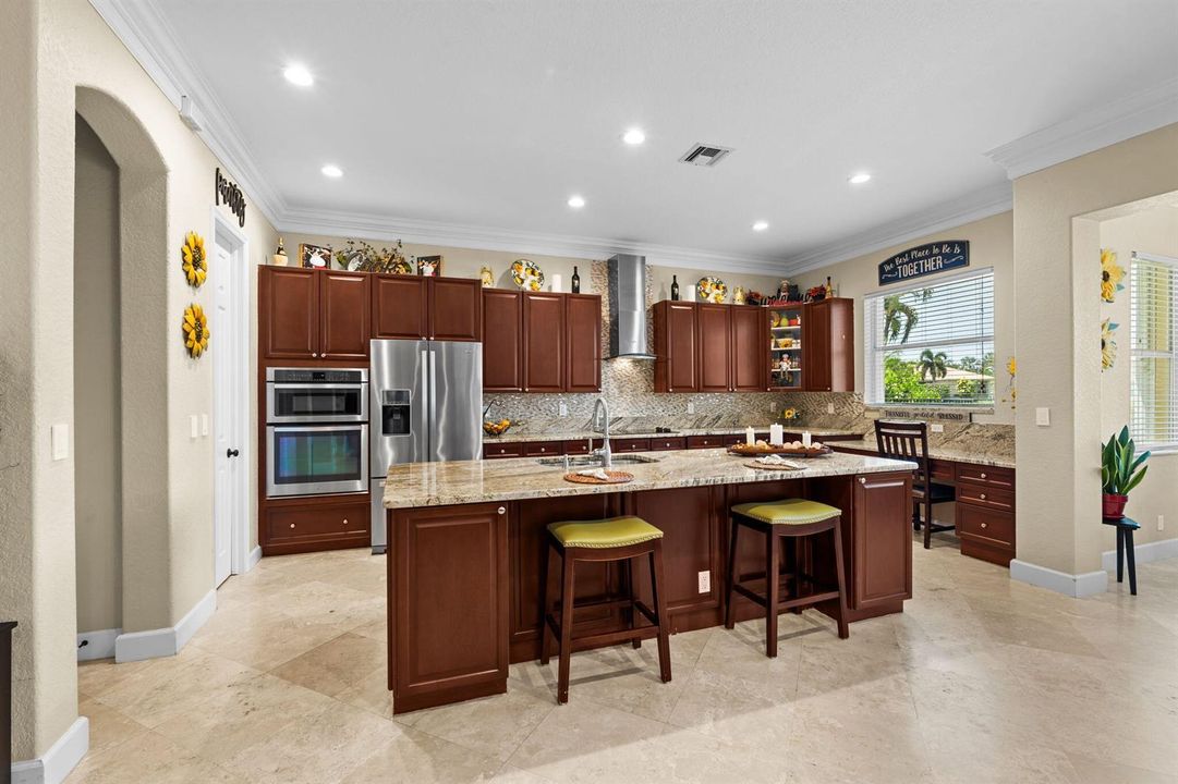 19-web-or-mls-A7405194