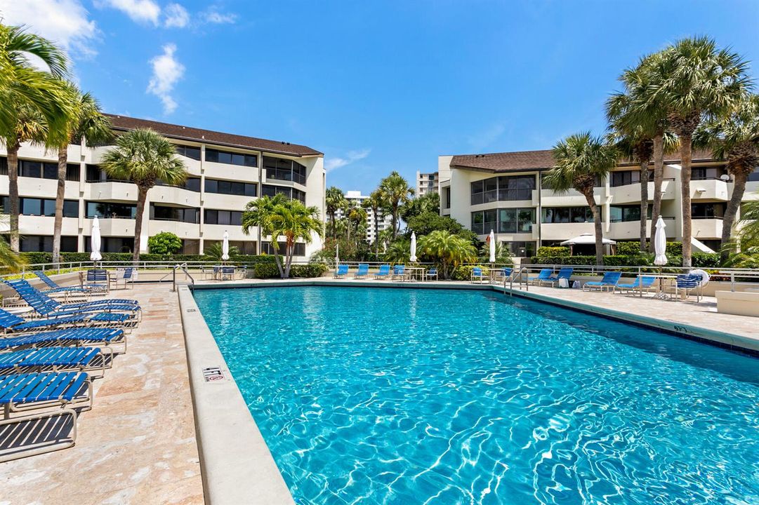 Harbor Village Pool