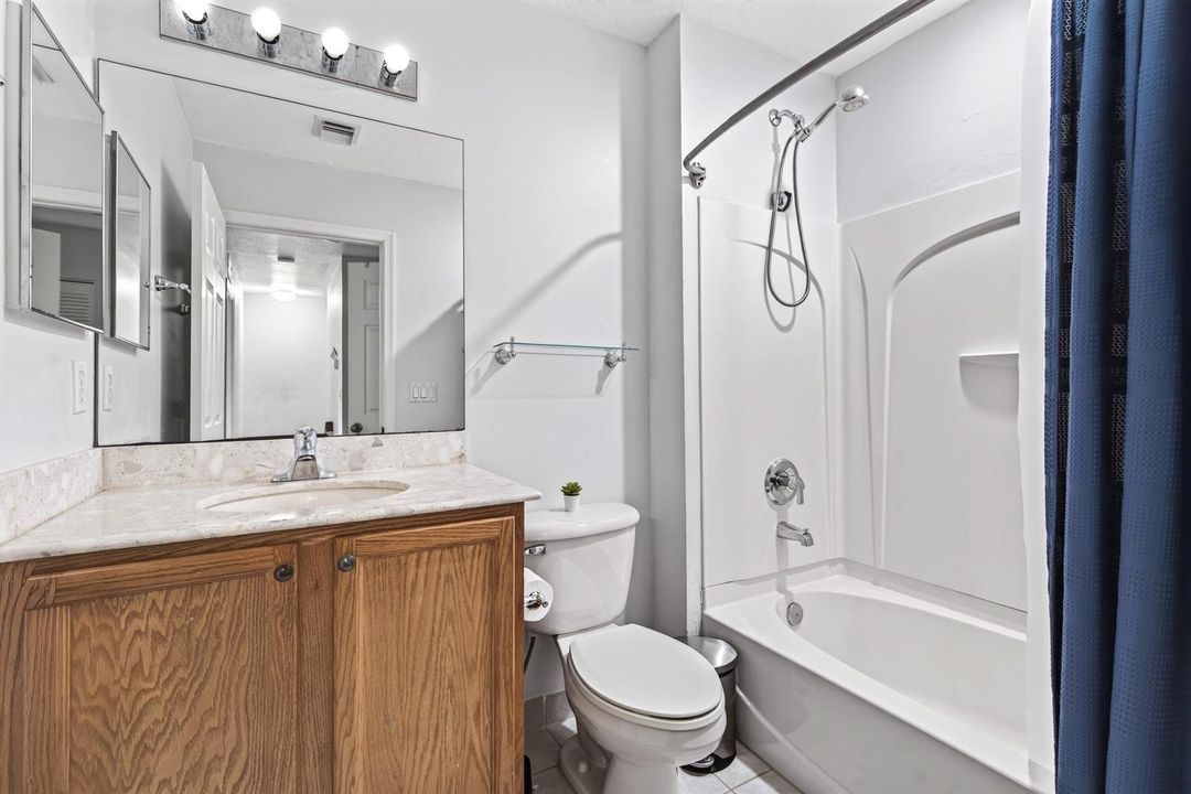 4607 Danson - 20026 (32)
