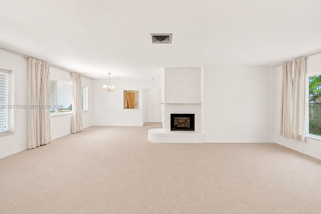 For Sale: $765,000 (4 beds, 2 baths, 2156 Square Feet)