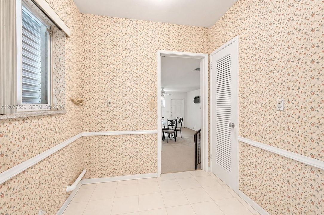 For Sale: $765,000 (4 beds, 2 baths, 2156 Square Feet)