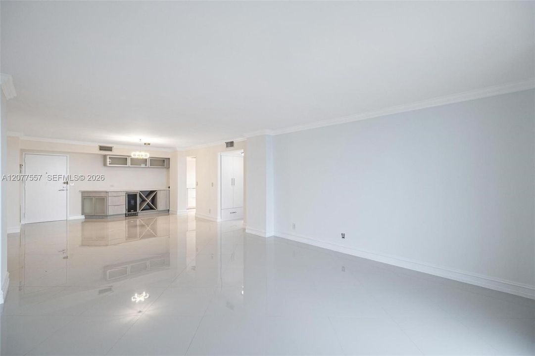 For Rent: $3,400 (2 beds, 2 baths, 1287 Square Feet)