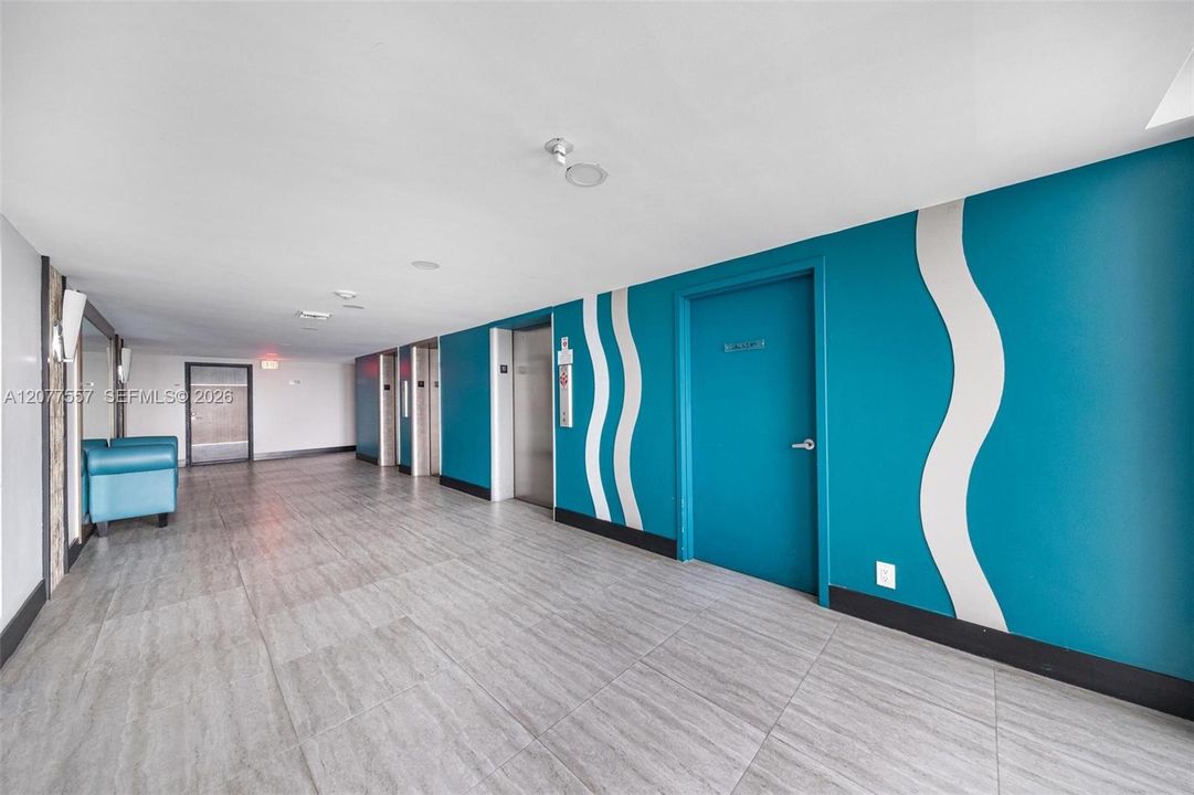 For Rent: $3,400 (2 beds, 2 baths, 1287 Square Feet)