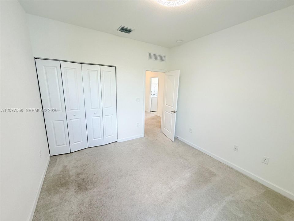 En Venta: $625,000 (3 camas, 2 baños, 1840 Pies cuadrados)