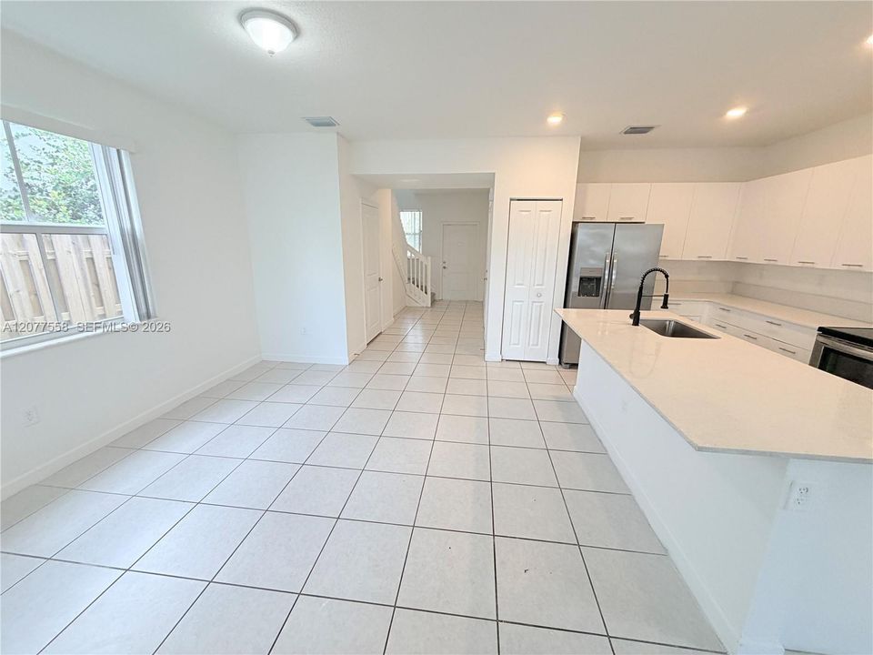 En Venta: $625,000 (3 camas, 2 baños, 1840 Pies cuadrados)