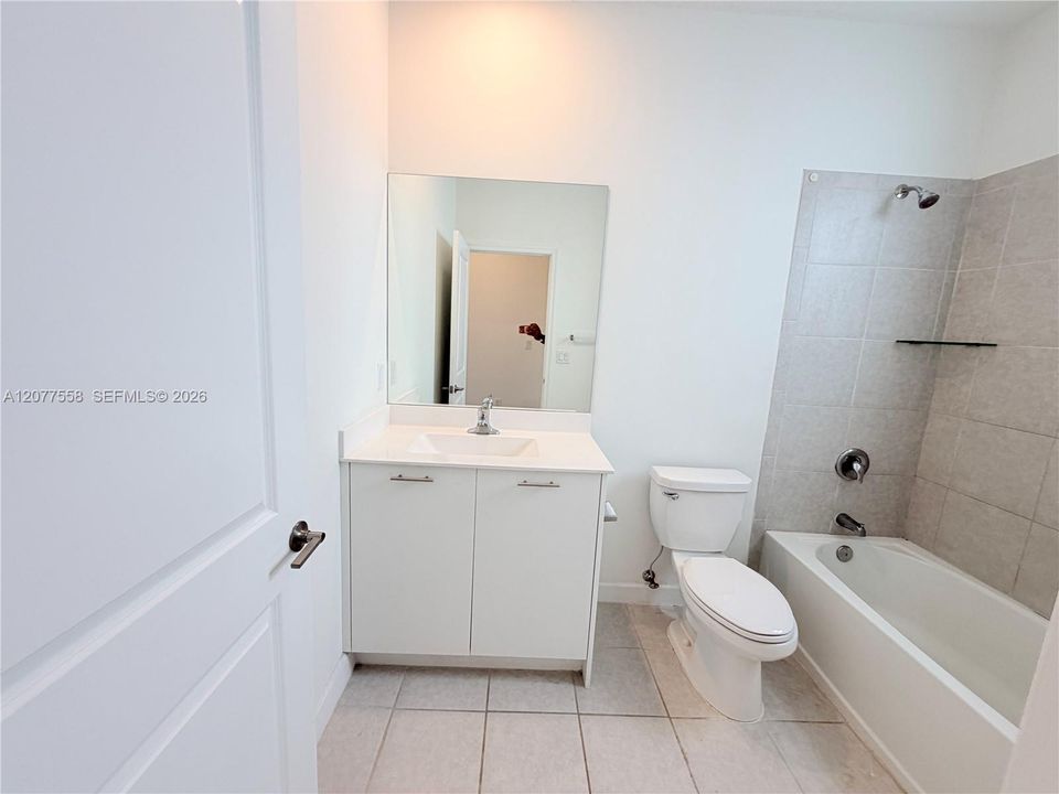 En Venta: $625,000 (3 camas, 2 baños, 1840 Pies cuadrados)