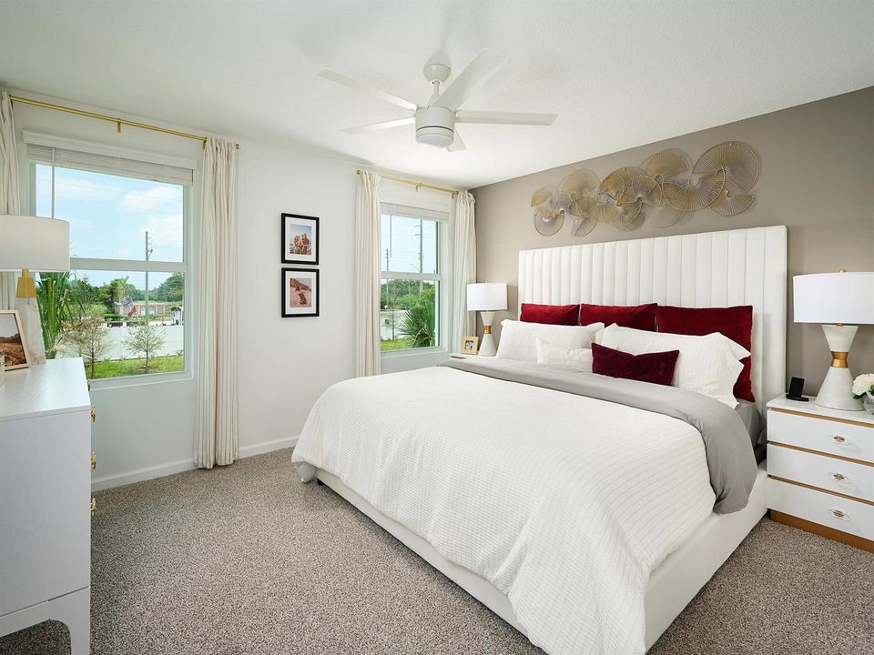 Pomp_Bedroom