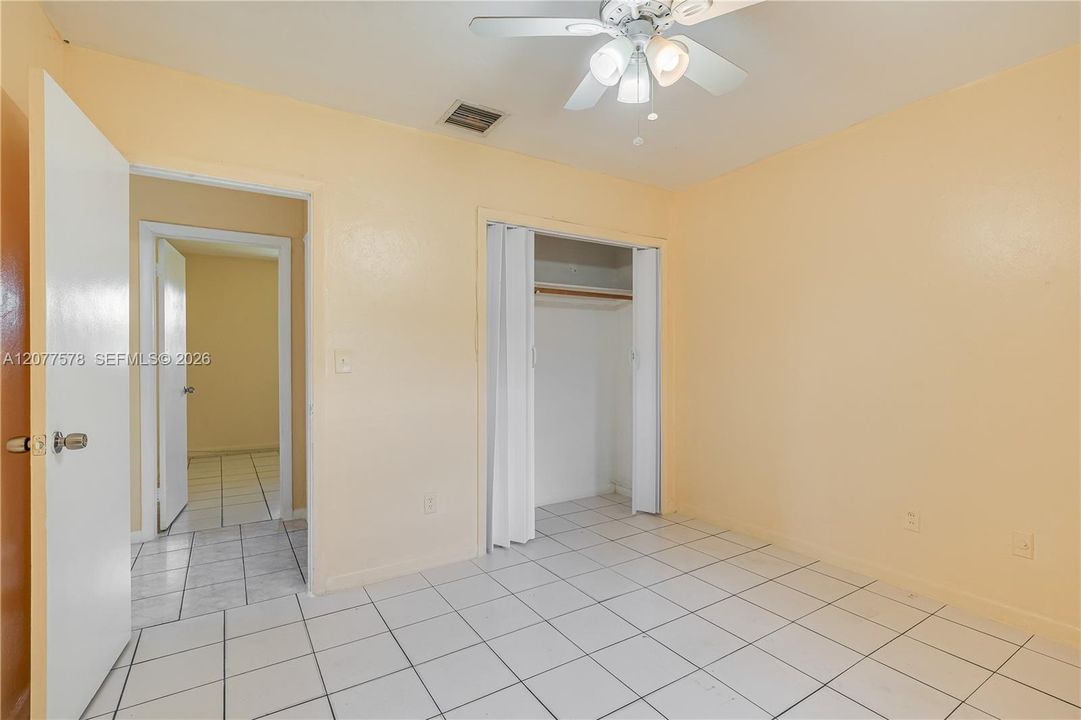 For Rent: $2,090 (2 beds, 1 baths, 2140 Square Feet)