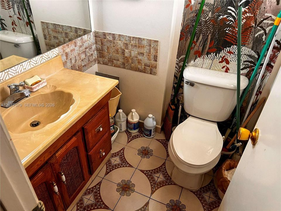 En Venta: $97,000 (1 camas, 1 baños, 785 Pies cuadrados)