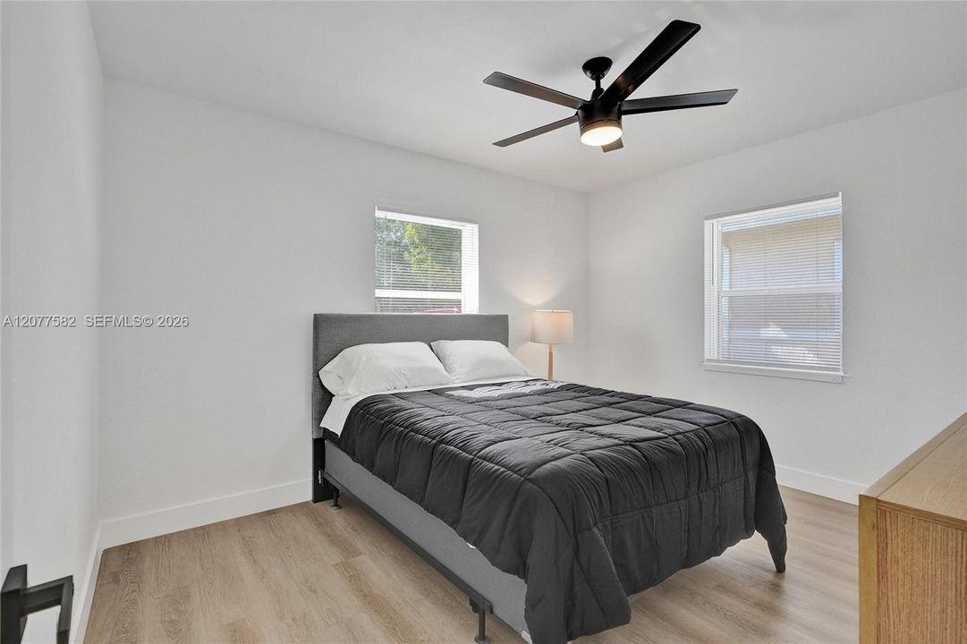 En Venta: $419,900 (2 camas, 1 baños, 864 Pies cuadrados)