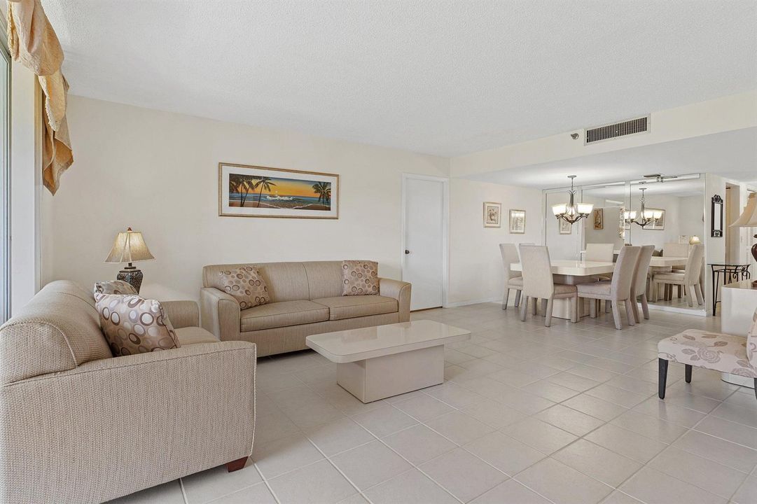 008-6400Northwest2ndAvenue-Unit321-BocaR