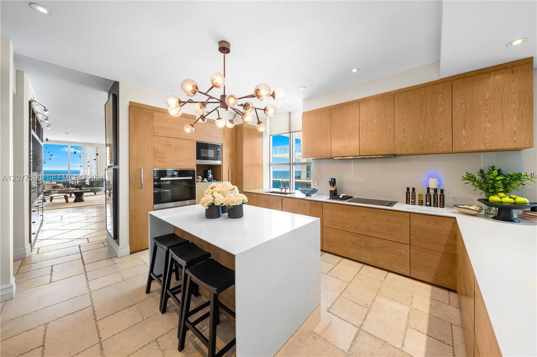 For Sale: $8,500,000 (5 beds, 5 baths, 4977 Square Feet)