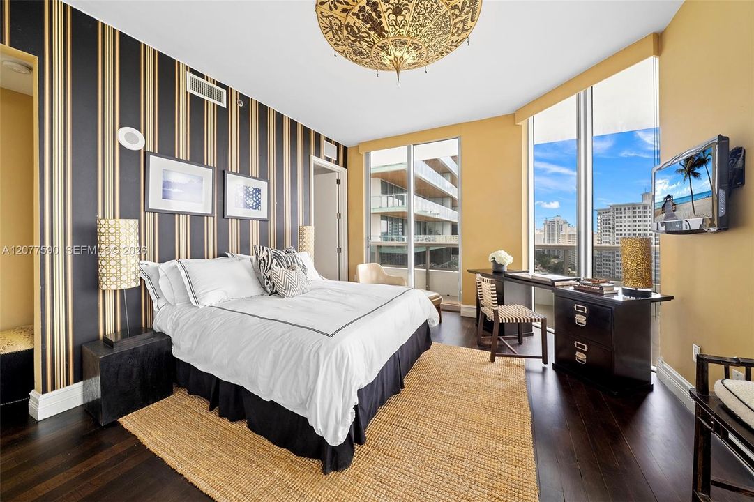 For Sale: $8,500,000 (5 beds, 5 baths, 4977 Square Feet)