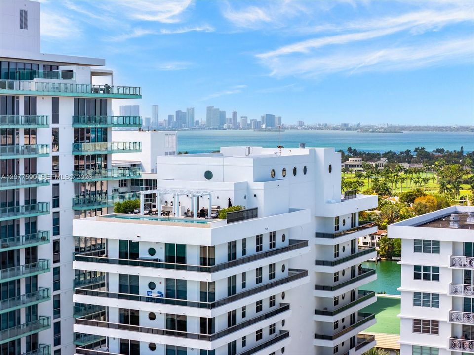 For Sale: $8,500,000 (5 beds, 5 baths, 4977 Square Feet)