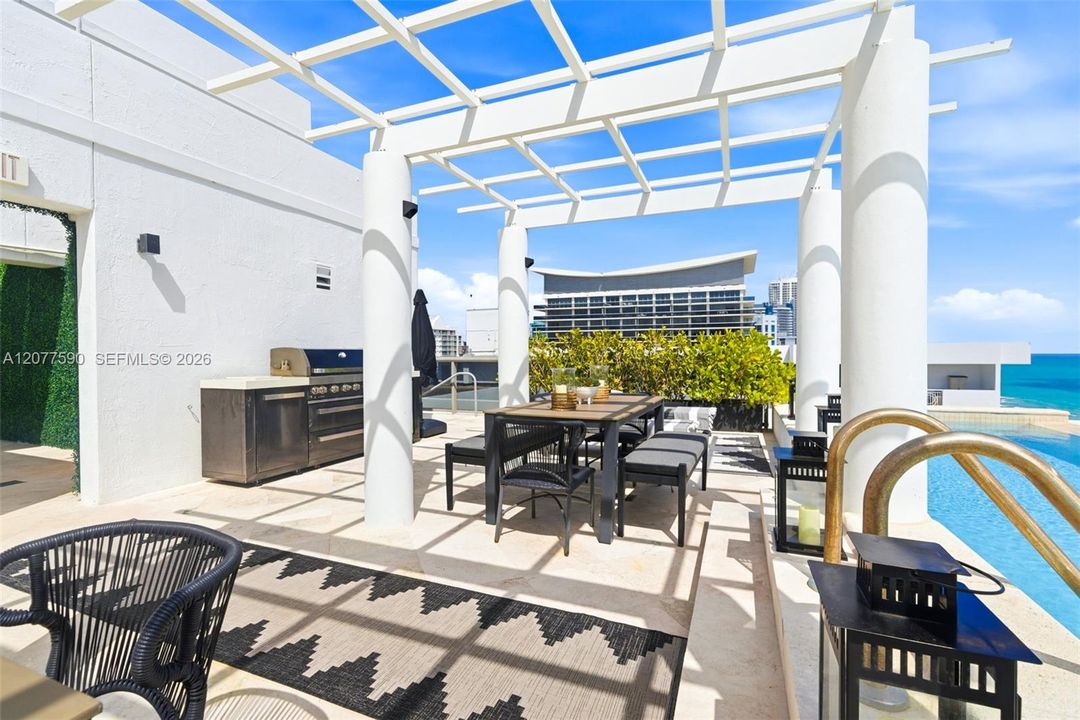 For Sale: $8,500,000 (5 beds, 5 baths, 4977 Square Feet)
