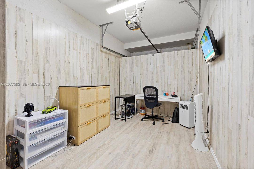 En Venta: $385,000 (3 camas, 2 baños, 1210 Pies cuadrados)