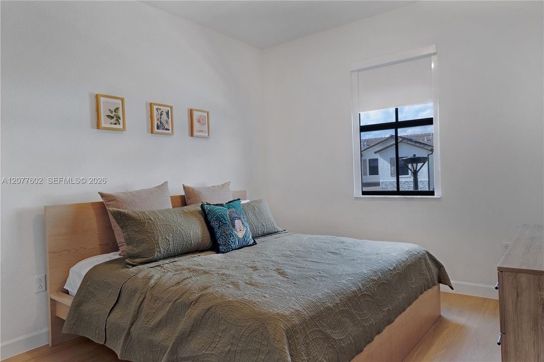 For Sale: $510,000 (3 beds, 2 baths, 1695 Square Feet)