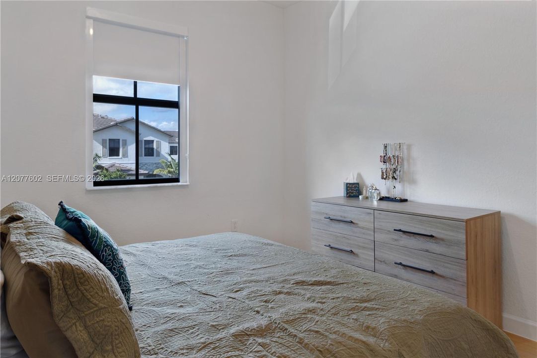 For Sale: $510,000 (3 beds, 2 baths, 1695 Square Feet)
