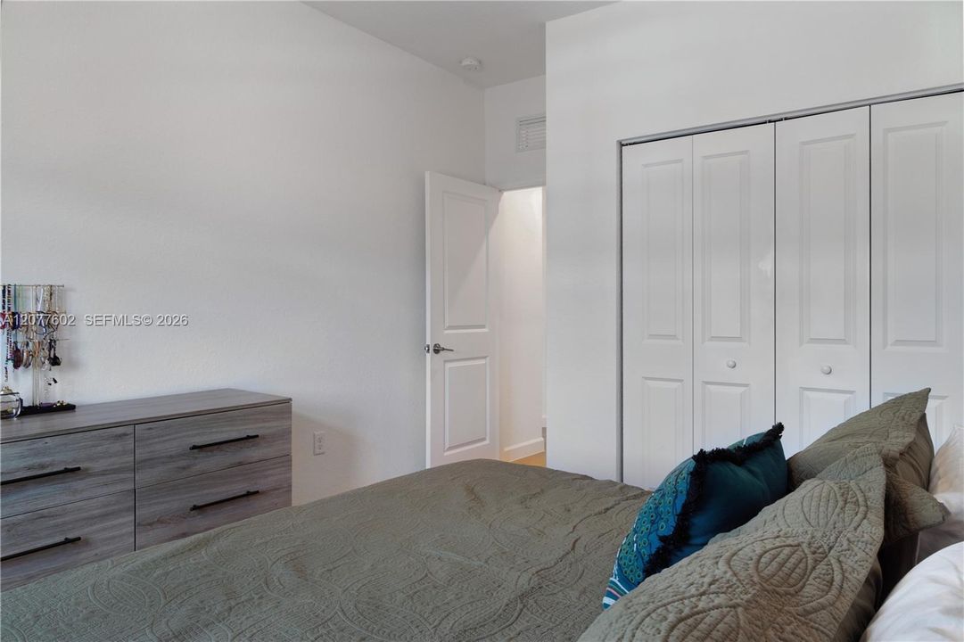 For Sale: $510,000 (3 beds, 2 baths, 1695 Square Feet)