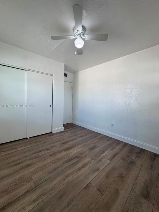 En Renta: $1,950 (2 camas, 1 baños, 3150 Pies cuadrados)
