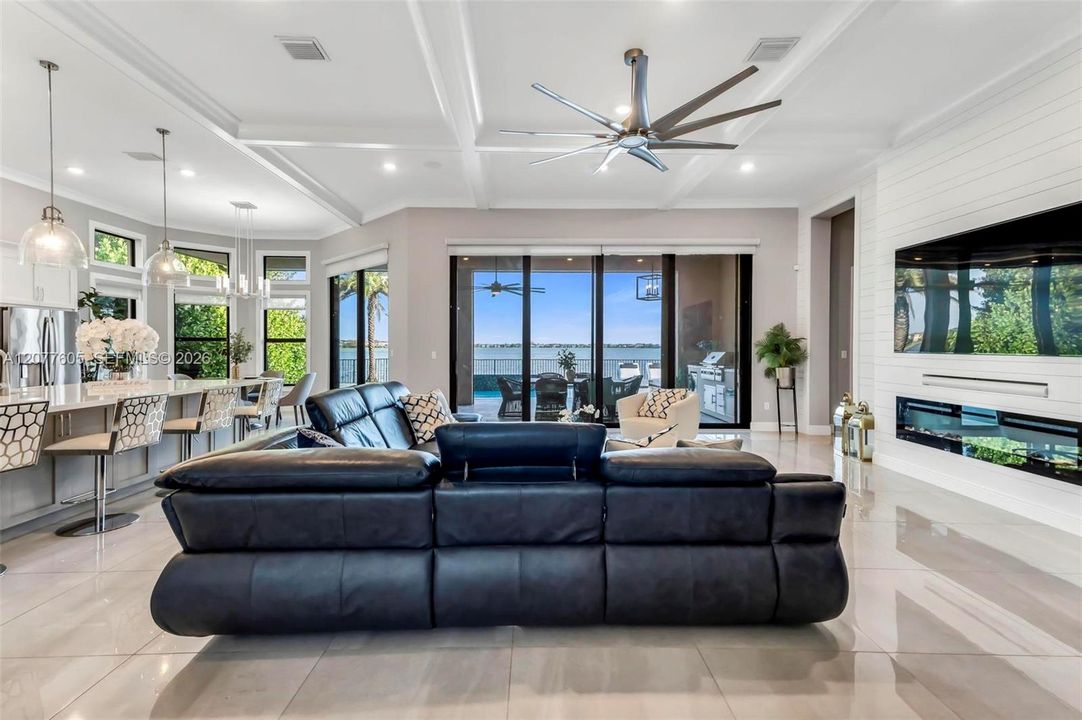 For Sale: $2,300,000 (4 beds, 3 baths, 4203 Square Feet)