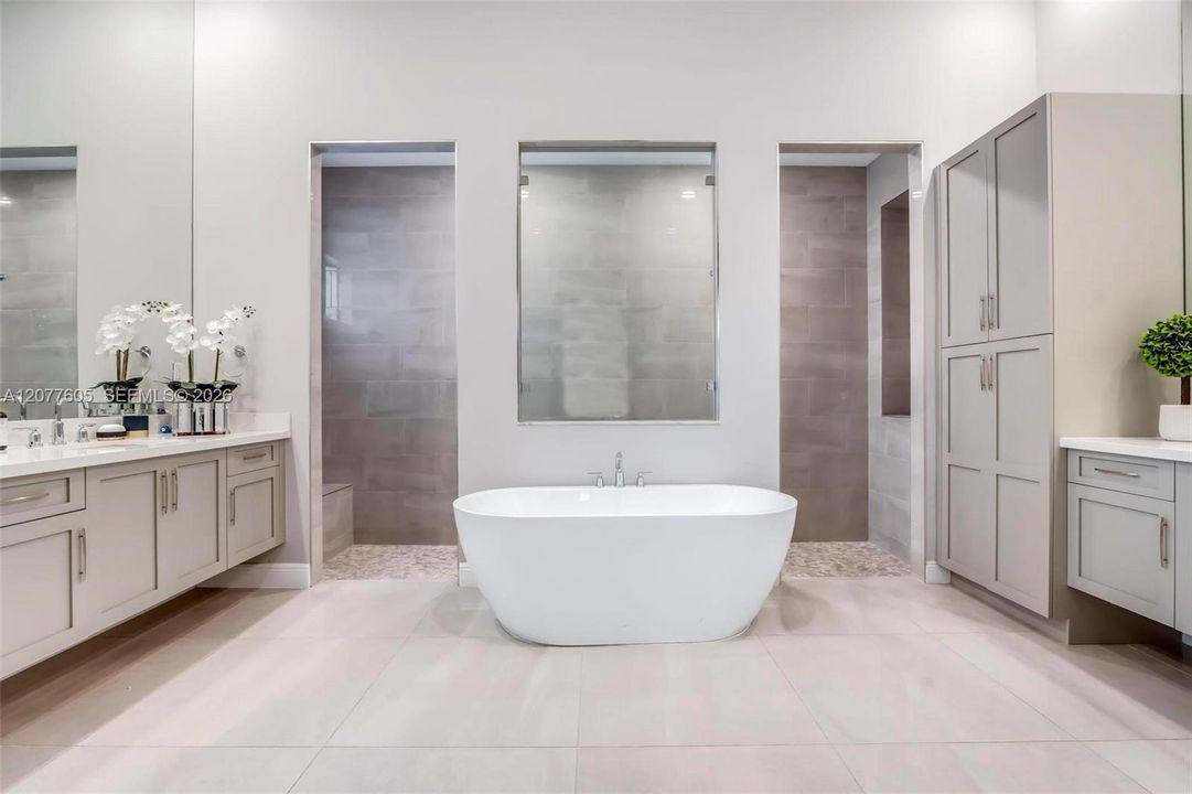 For Sale: $2,300,000 (4 beds, 3 baths, 4203 Square Feet)