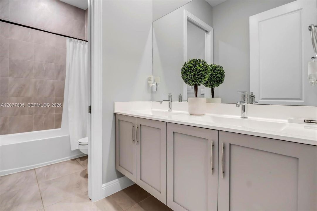 For Sale: $2,300,000 (4 beds, 3 baths, 4203 Square Feet)