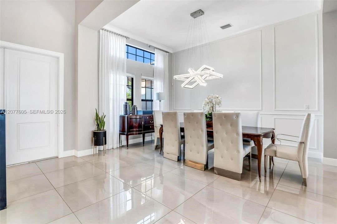 For Sale: $2,300,000 (4 beds, 3 baths, 4203 Square Feet)