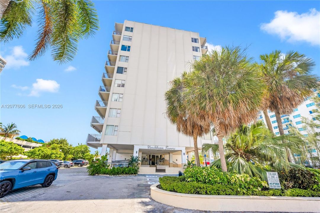 En Venta: $415,000 (2 camas, 2 baños, 1074 Pies cuadrados)
