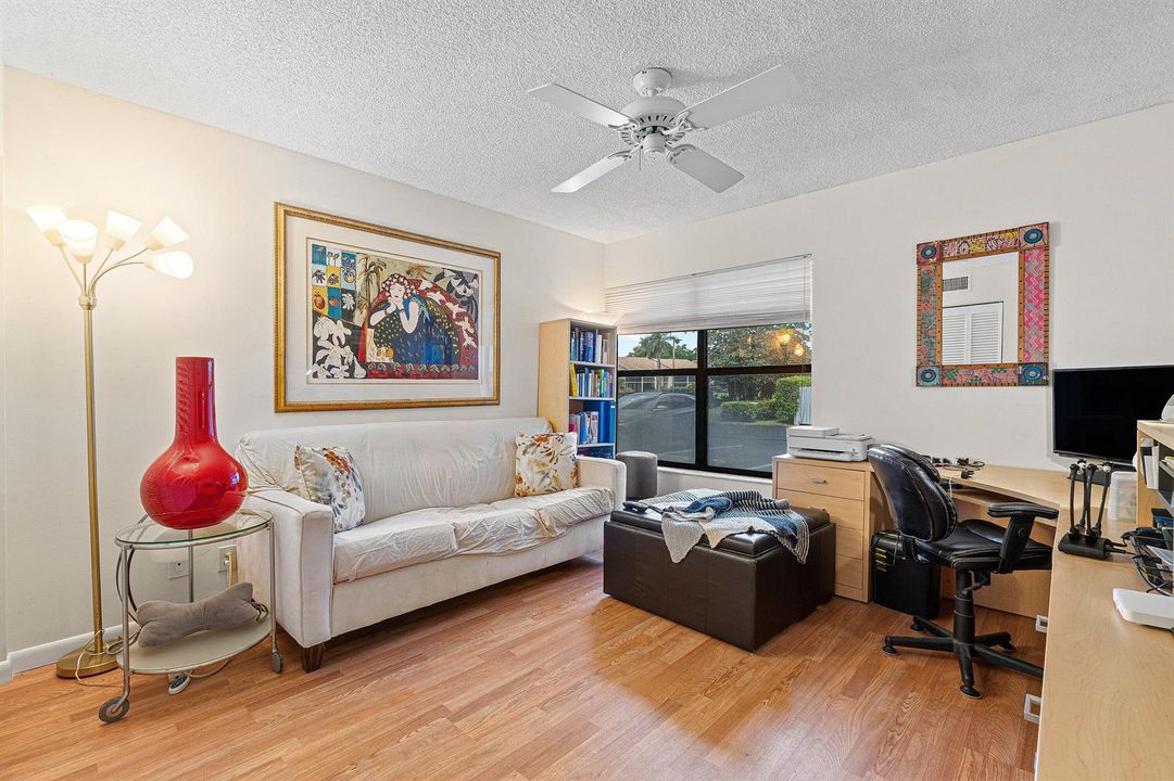 2nd Bedroom