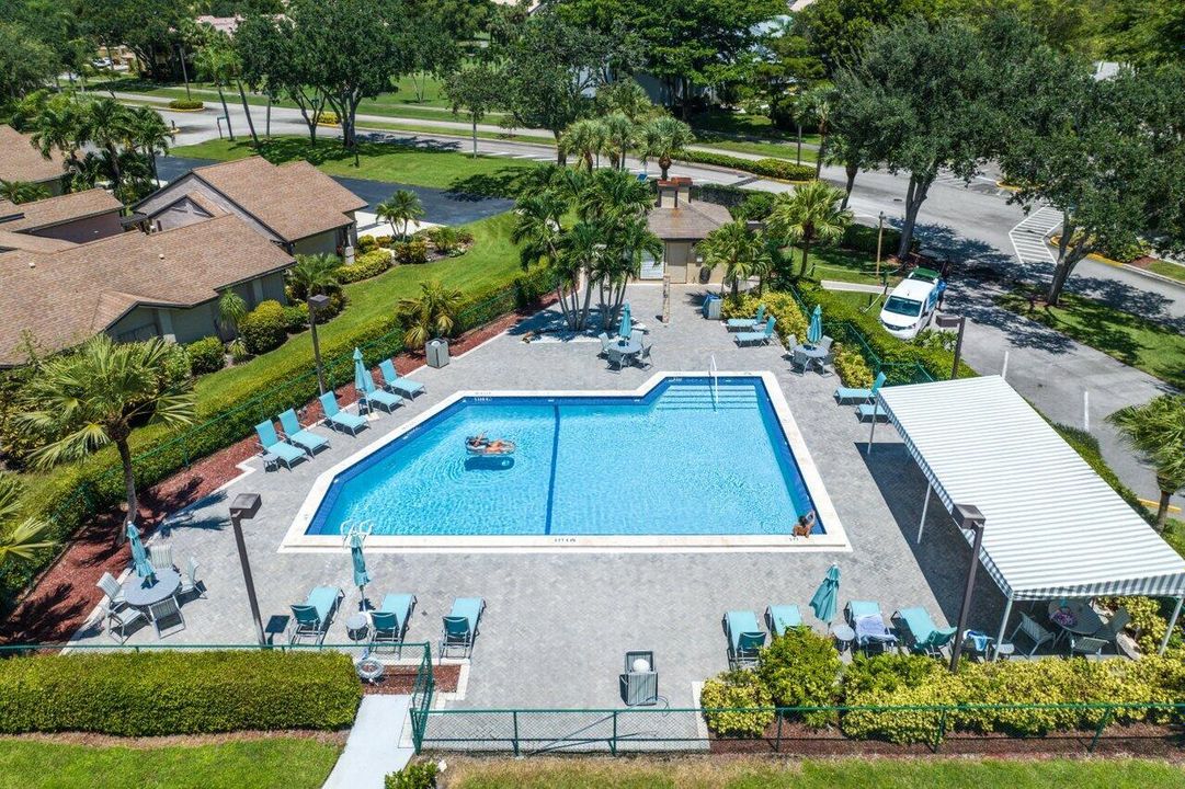 Satellite Pool with New Diamond Brite