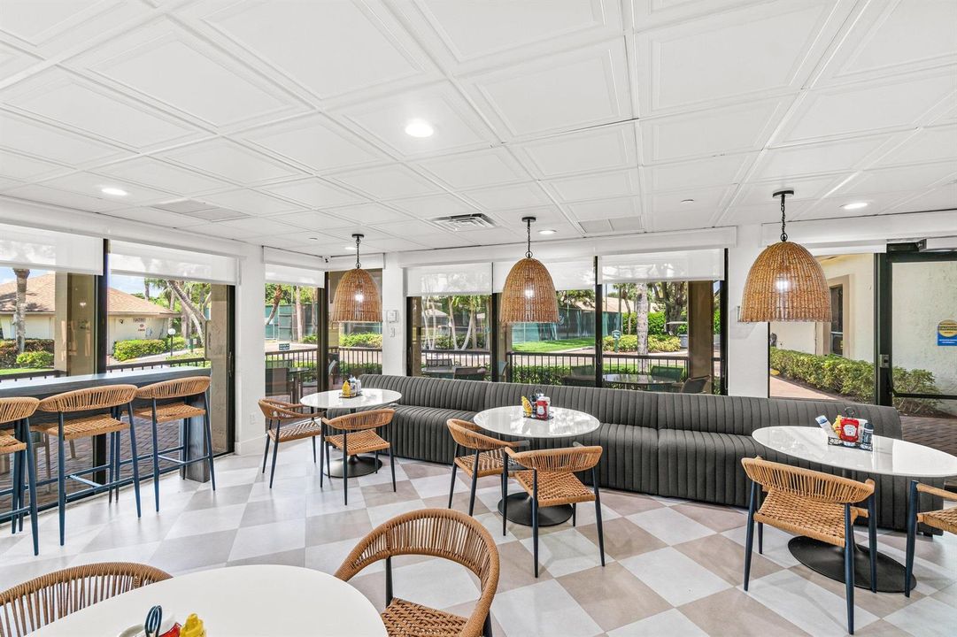 Country Club Cafe Dining