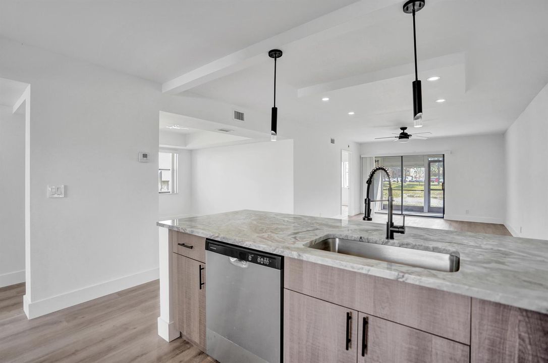 Condo For Sale in Lucerne pointe