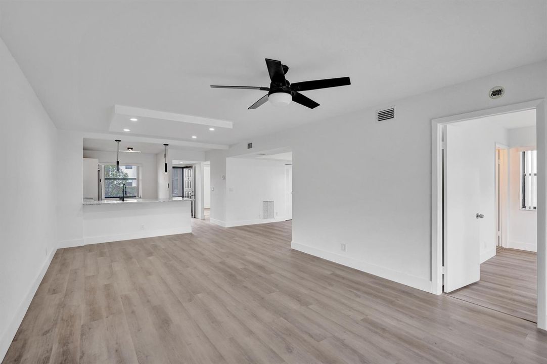 Condo For Sale in Lucerne Pointe