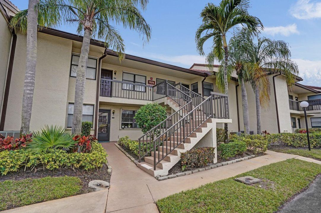 Condo For Sale in Lucerne pointe