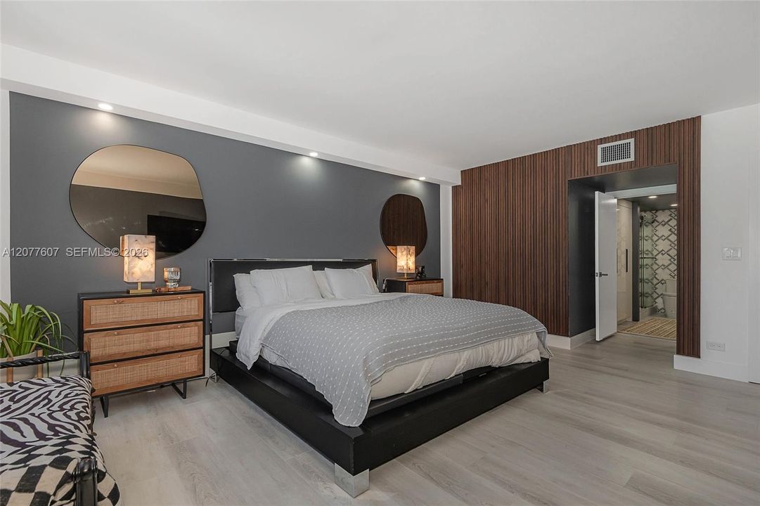 For Rent: $8,500 (1 beds, 1 baths, 880 Square Feet)