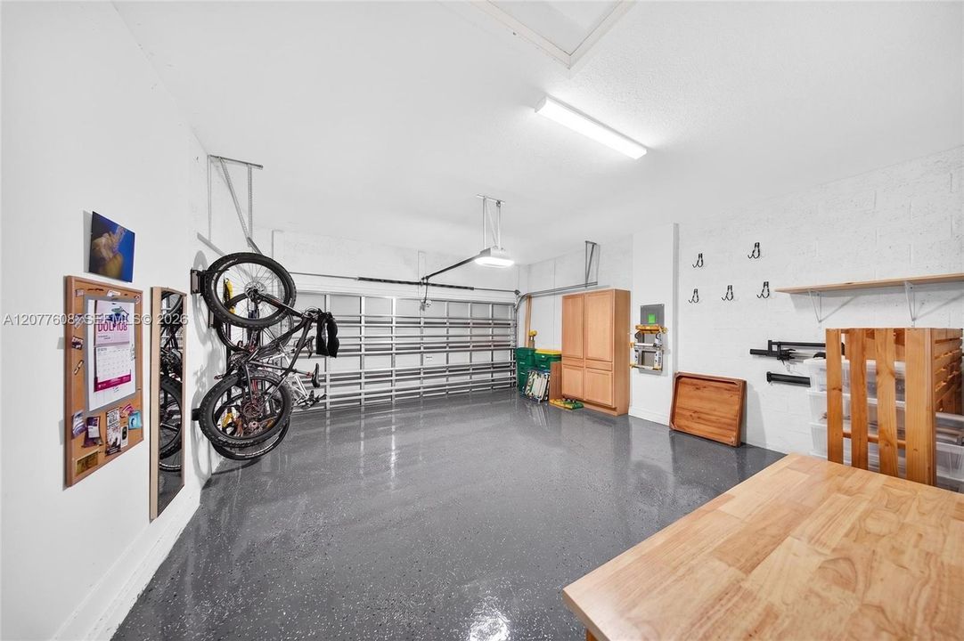 En Venta: $549,000 (3 camas, 3 baños, 0 Pies cuadrados)