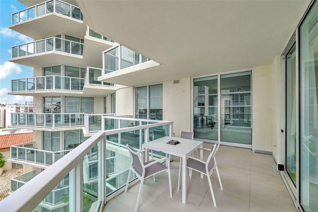 For Rent: $6,000 (3 beds, 2 baths, 1458 Square Feet)