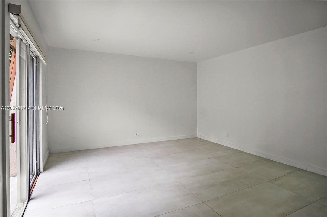 For Rent: $2,700 (2 beds, 2 baths, 1500 Square Feet)