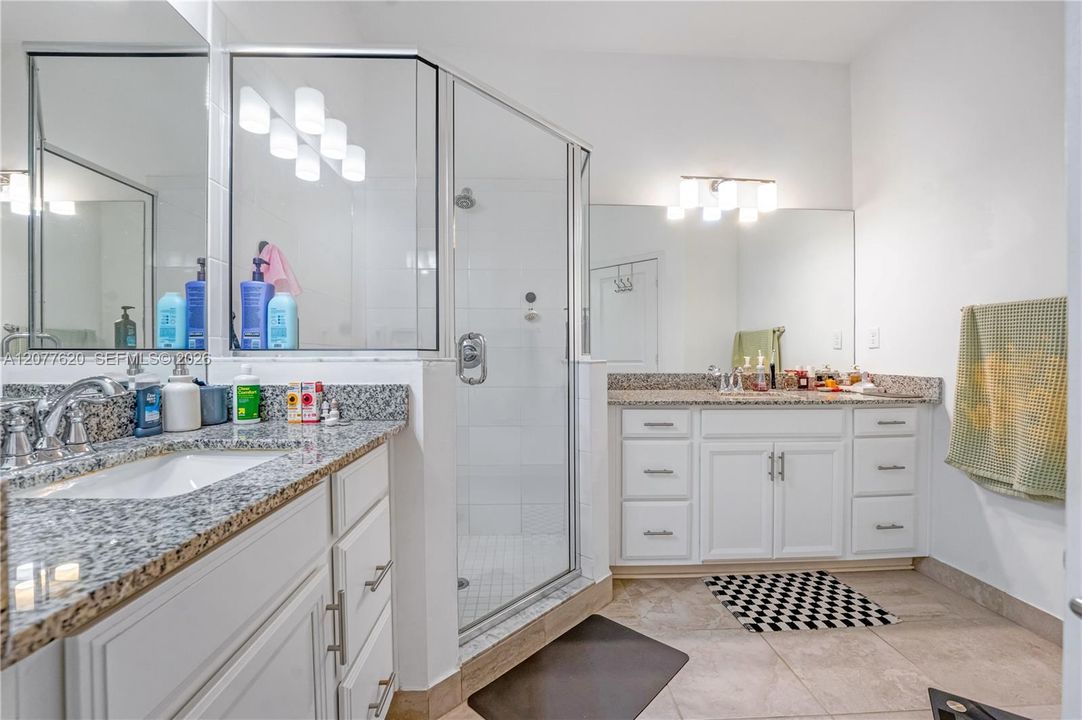 En Venta: $415,900 (3 camas, 2 baños, 1530 Pies cuadrados)