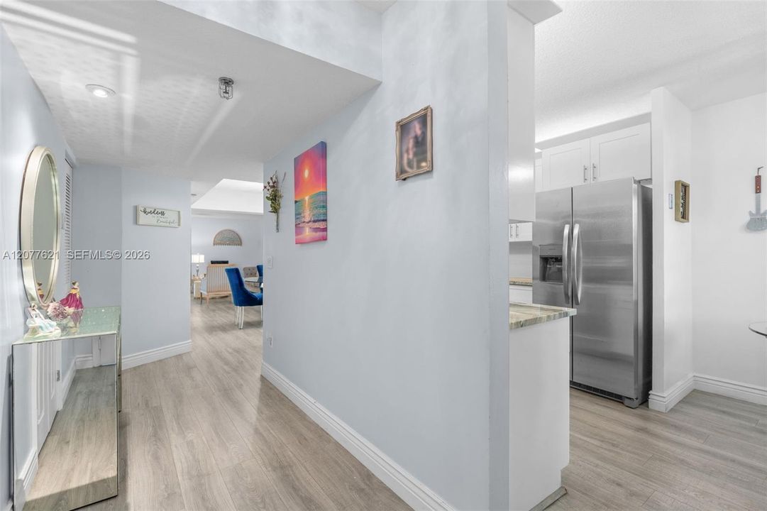 En Venta: $275,000 (2 camas, 2 baños, 1515 Pies cuadrados)