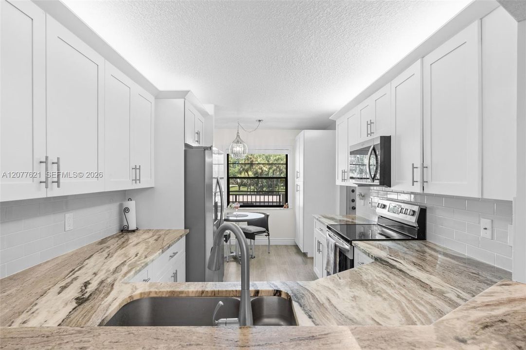 En Venta: $275,000 (2 camas, 2 baños, 1515 Pies cuadrados)