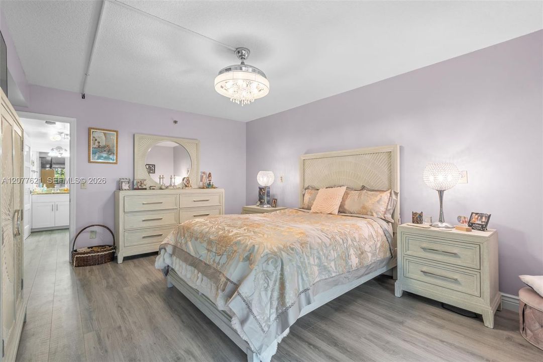 En Venta: $275,000 (2 camas, 2 baños, 1515 Pies cuadrados)