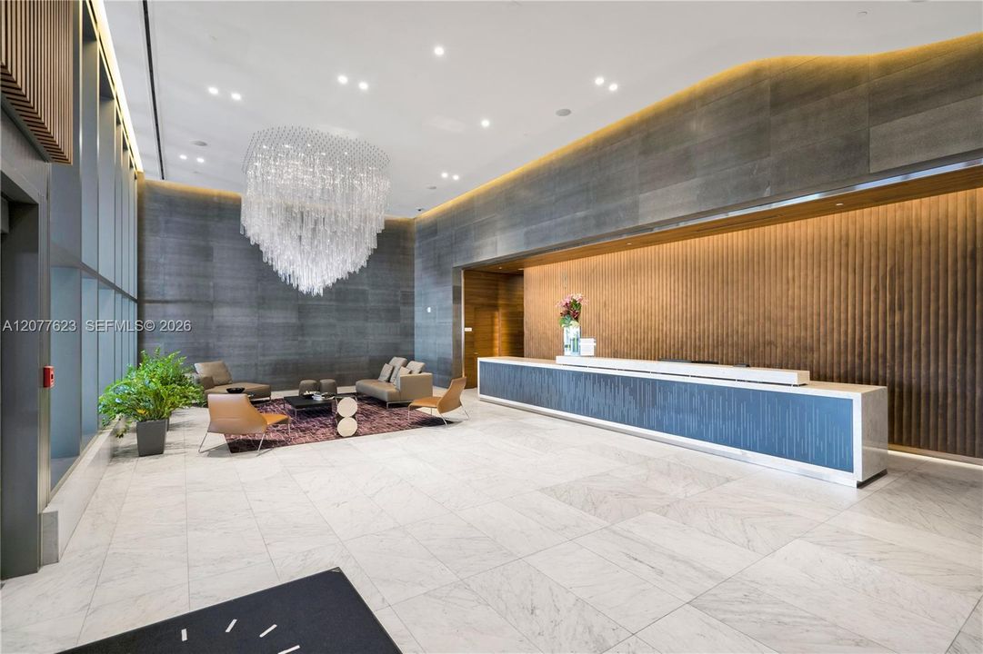 出租: $28,000 (4 贝兹, 4 浴室, 3626 平方英尺)