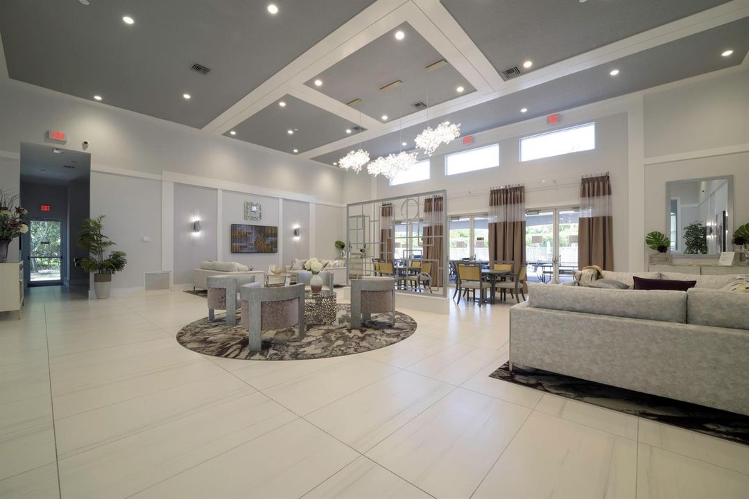 CLUBHOUSE
