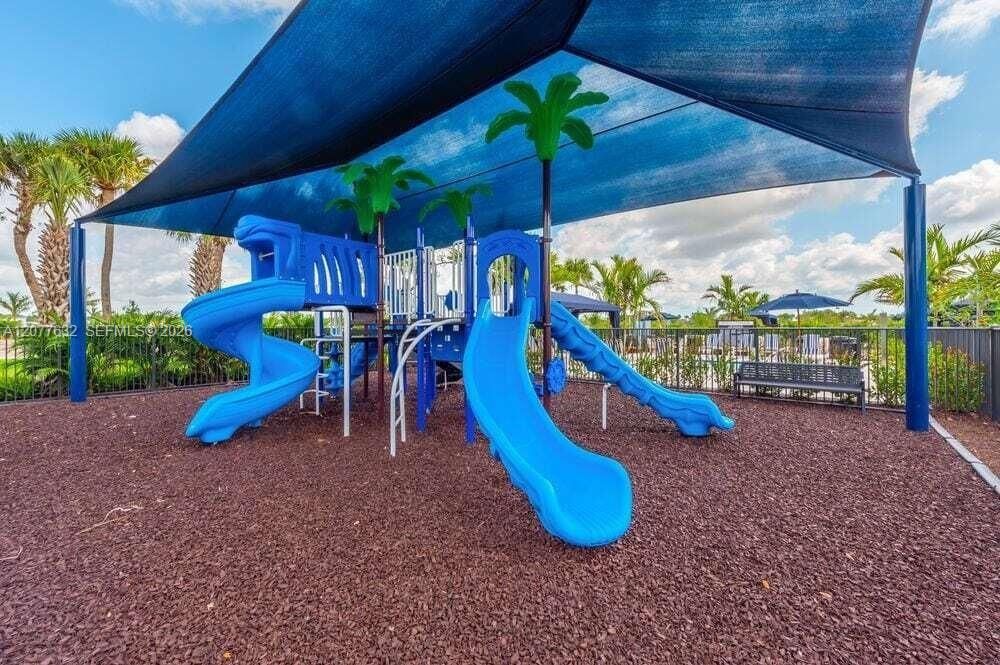 В аренду: $6,500 (3 спален, 2 ванн, 2012 Квадратных фут)