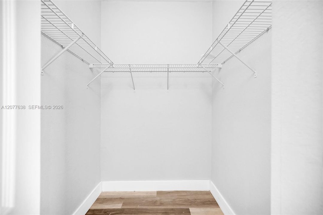 For Rent: $2,150 (2 beds, 2 baths, 1290 Square Feet)