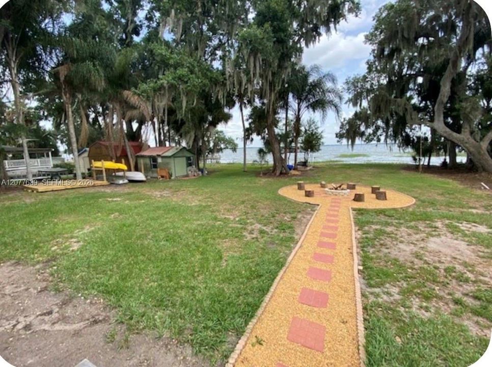 En Venta: $449,000 (4 camas, 2 baños, 0 Pies cuadrados)